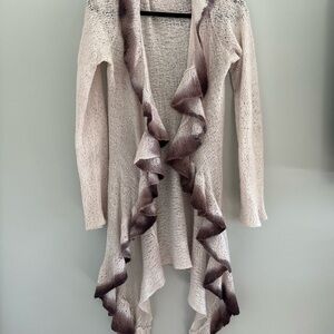Cashmere cardigan ombré of cream beige and brown.